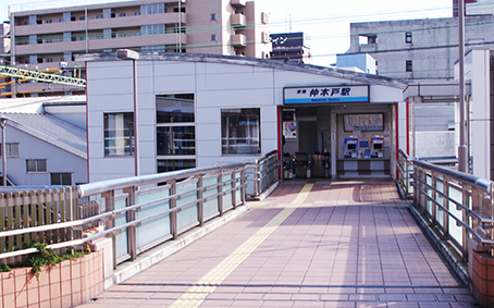 東神奈川駅