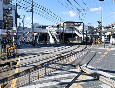 ���C���� �ΎR�w