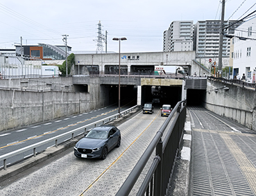 ���C���� �j��w