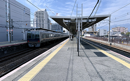 ���C���� ���{�w