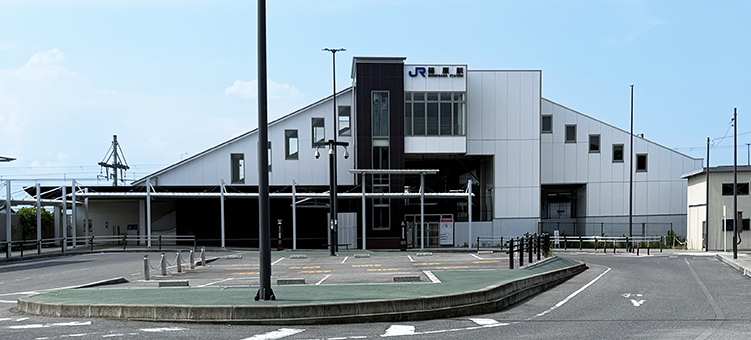 ���C���� ���w