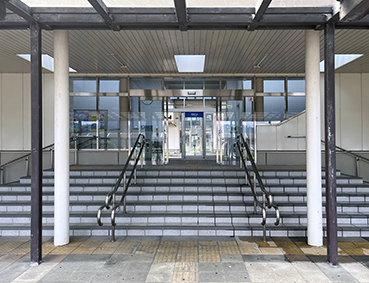 ���l�� �㒆�w