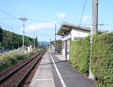 ���l�� �O���w