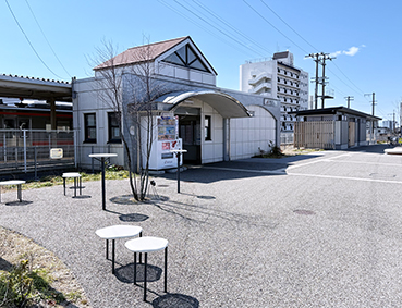 ���R�� �h���w