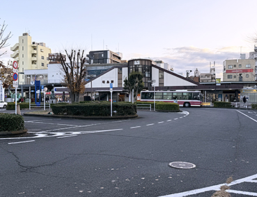 �~�� �����w