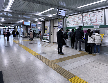 �~�� �����w