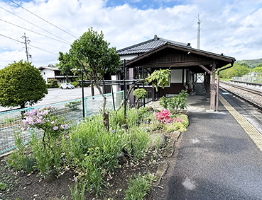 小海線 羽黒下駅