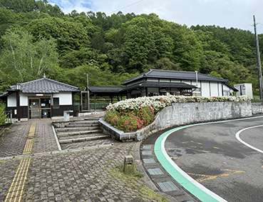 小海線 八千穂駅