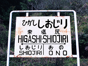 �����K�w