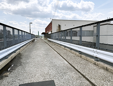 �R�z�� ���{���w