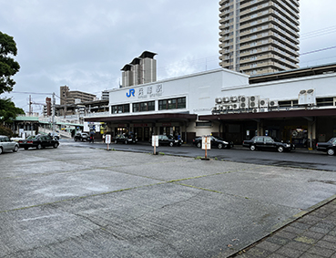 �R�z�� ���ɉw