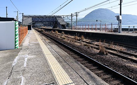 �R�z�� �唩�w