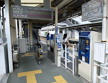 �R�z�� �����w