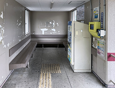 ������ �����L���w