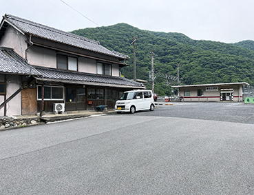 ������ �����L���w