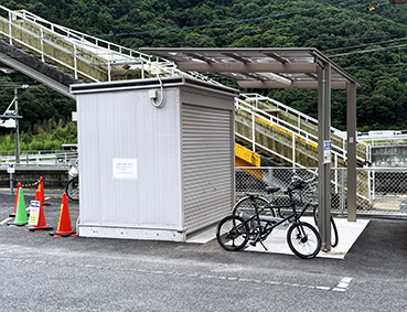 ������ �����L���w