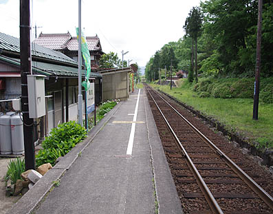亀嵩駅