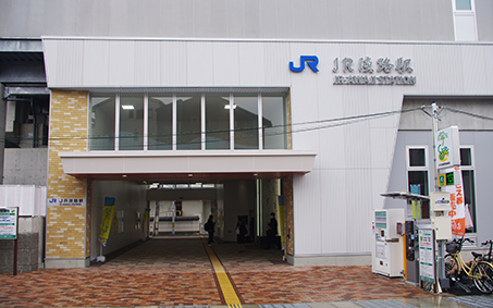 JR淡路駅