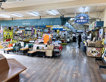 ���[�� �l���J�w