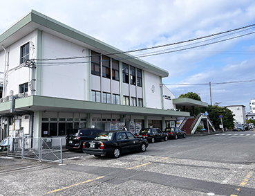 �\�]�� �ɗ\�O���w