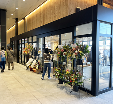 �\�]�� ���R�w ���ˉ�����