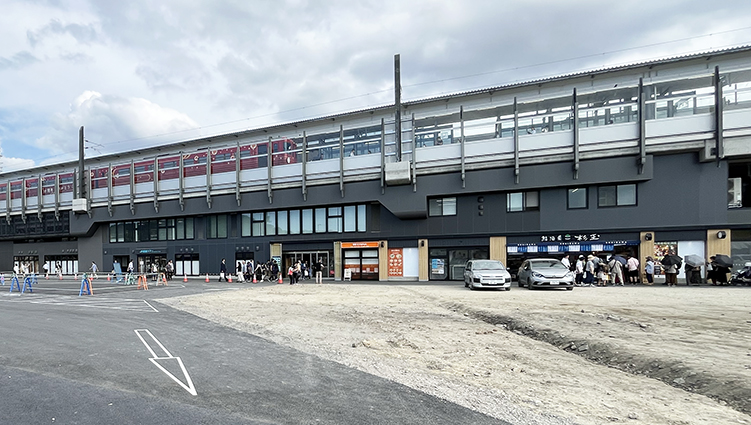 �\�]�� ���R�w ���ˉ�����