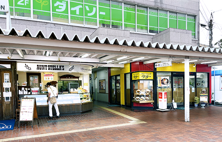 �\�]�� ���R�w ���w