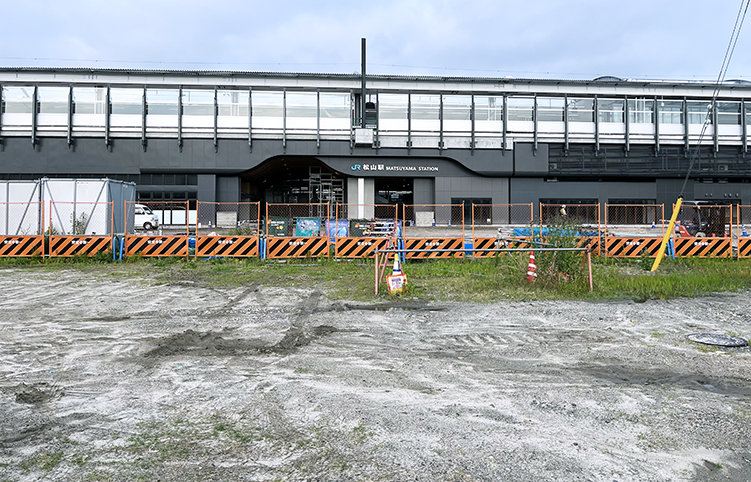 �\�]�� ���R�w ���w