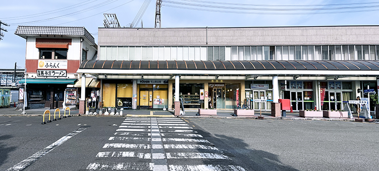 �\�]�� ���R�w ���w