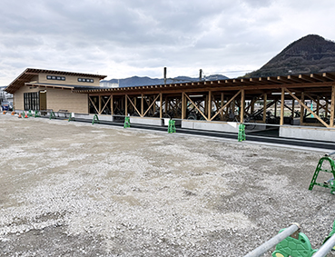 �\�]�� �����w