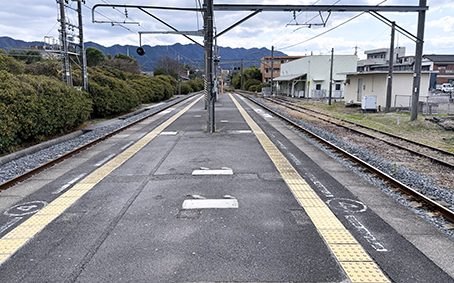 �\�]�� �L�l�w