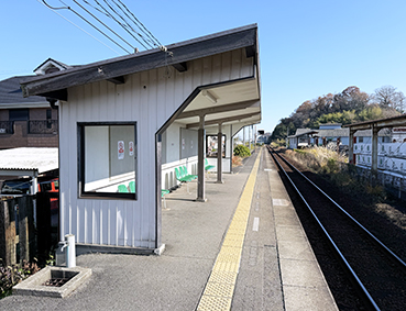 ������ ���g�R��w