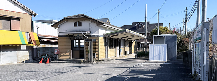 ������ ���g�R��w