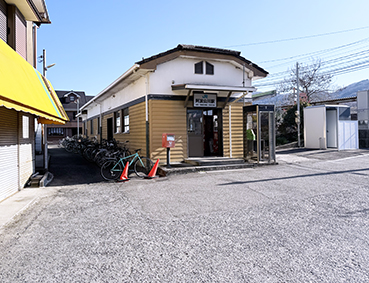 ������ ���g�R��w