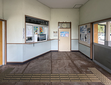 ����� ���g����w