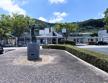 �������� �C�V�Éw