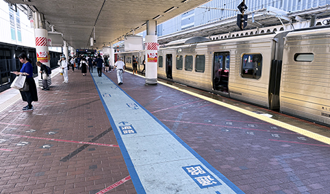 �������� �����w