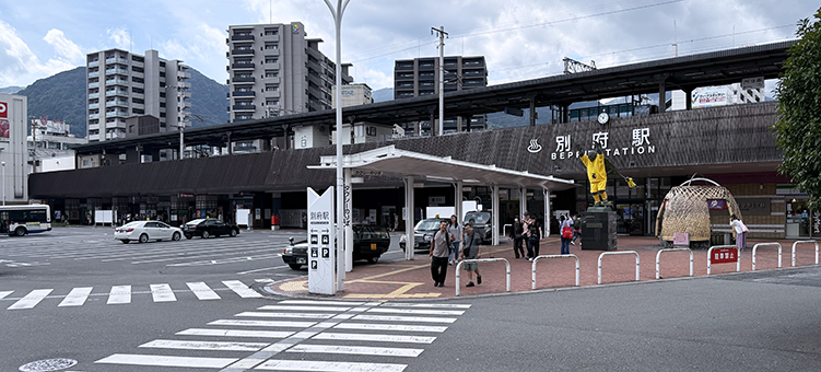 ���L�� �ʕ{�w