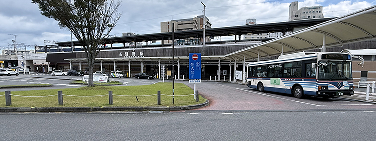 ���L�� �ʕ{�w