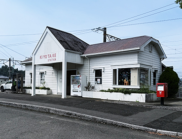 ���L�� �����w