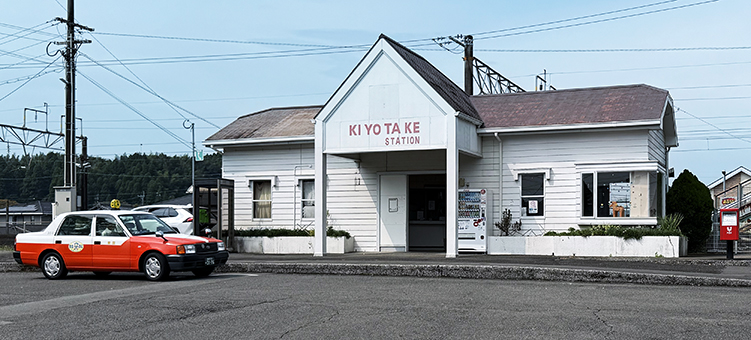 ���L�� �����w