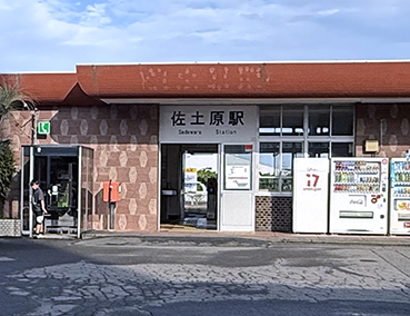 ���L�� ���y���w