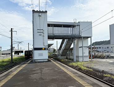 ���L�� ���y���w