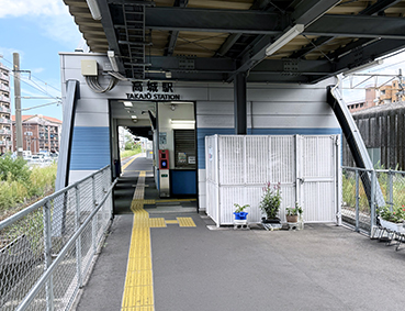 ���L�� ����w