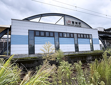 ���L�� ����w