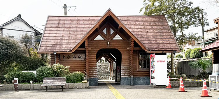 �}�L�� �������w