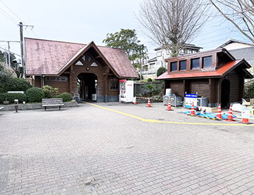 �}�L�� �������w