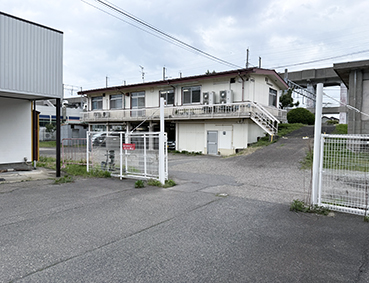 �M�z�� ������M����