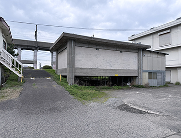 �M�z�� ������M����